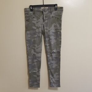 NWT Hollister Y2K Camouflage Skinny Denim Jeans Camo Pants Casual Military Sz 7